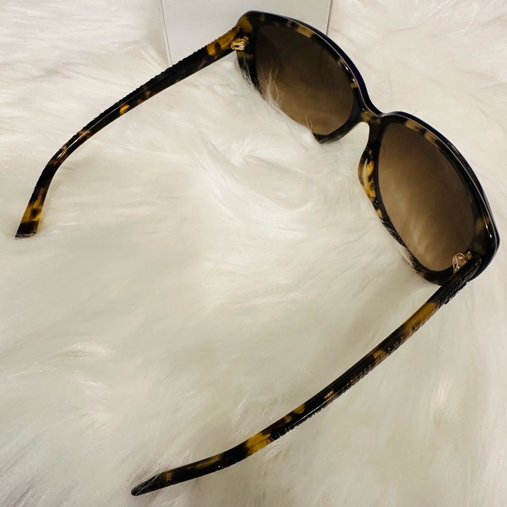 Oversized Dior Black and Brown Sunglasses - Picture 5 of 7